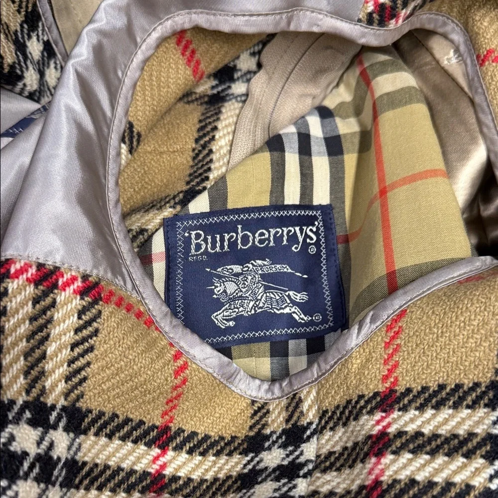 VINTAGE Burberry Beige Trench Coat for Women 10 Long - Picture 13 of 16